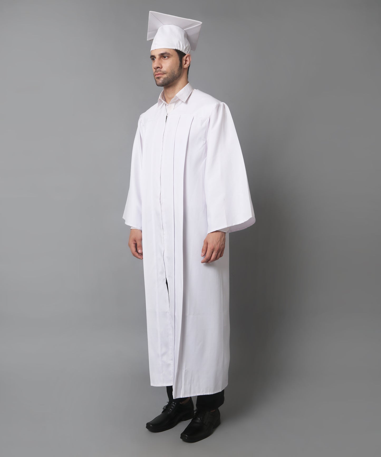 White High School Graduation Gown & Cap Tassel